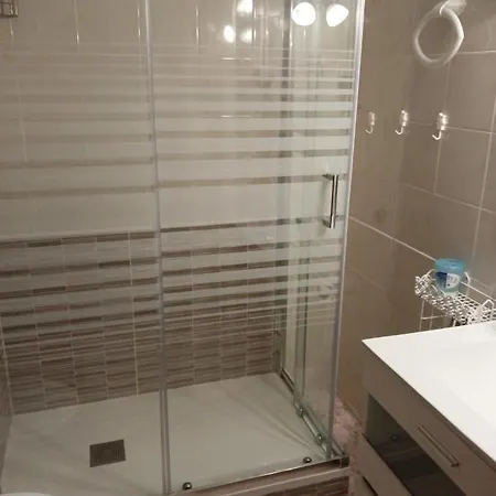 Piscina Y Playa * 坎布里尔斯